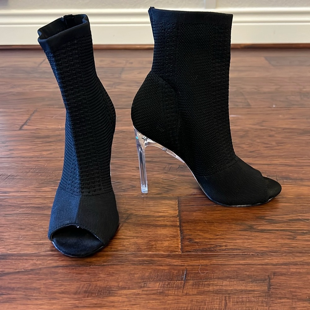 Gorgeous Black Peep toe boots